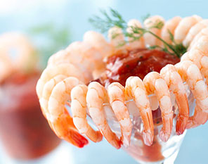 Cooked shrimp arranged in circular display