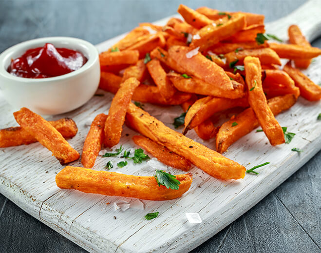 Sweet potato fries with dipping sauce