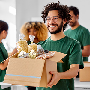 7-volunteer-adobestock_498475894_300x300