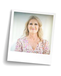 Portrait photo in floral blouse