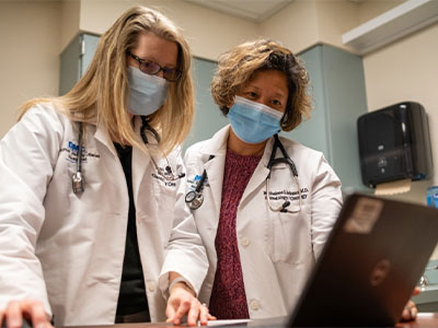 lauri-np-and-dr-liebman-at-the-laptop lauri-np-and-dr-liebman-at-the-laptop